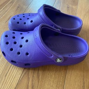 Purple crocs